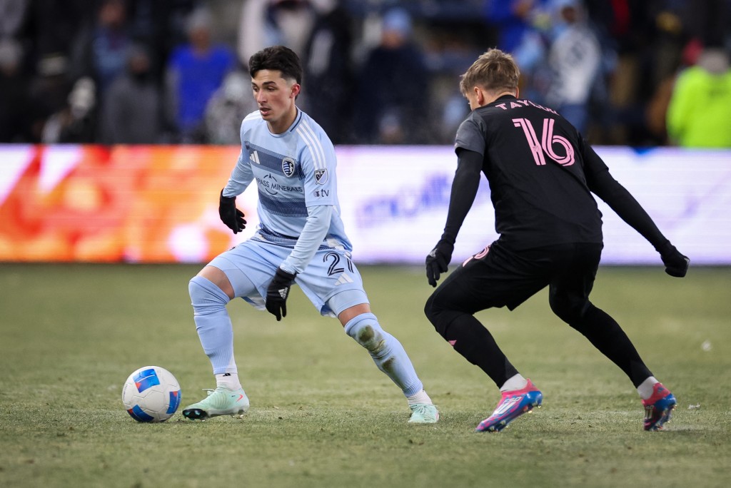 亚冠生死战！布里兰魔鬼主场锁出线，江原FC客场死磕求生机