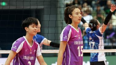 里夫斯：我打得不好我们仍然赢了，感谢上帝我们有勒布朗